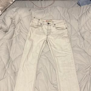 Brand: Levi’s Strauss & Co. Size: W 30 L 32. Color: All white with black lining.